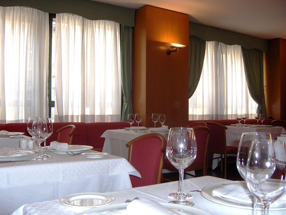 Una Hotels Century Milano Ngoại thất bức ảnh